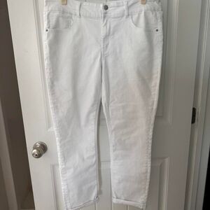 No-boundaries Women's White Jeans